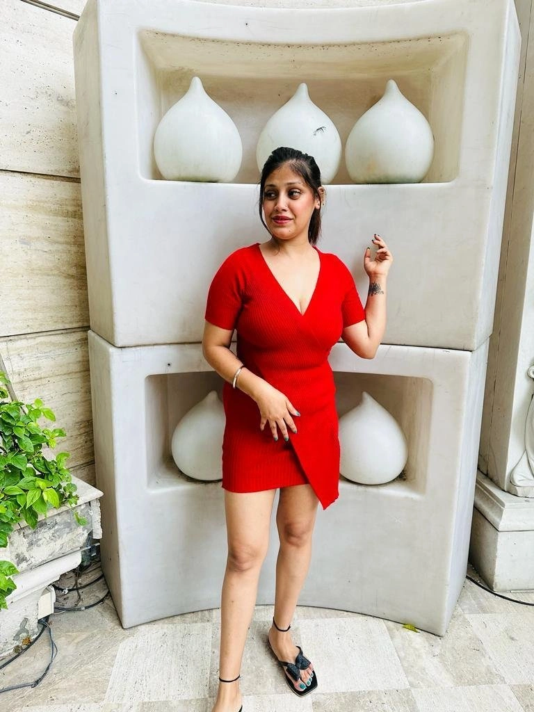 Meerut call girl